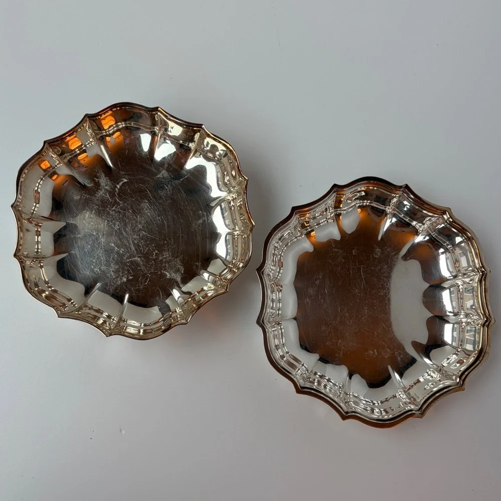 VTG Set Silver Plated Scallop Nut Dishes - Chippendale Silver Co 692 & 1 Unknown
